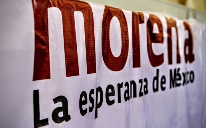 MORENA lidera la intención de voto para la alcaldía de Veracruz en 2025 con un 49.3%, según una encuesta de SRC. PAN queda en segundo lugar con un 15.7%.