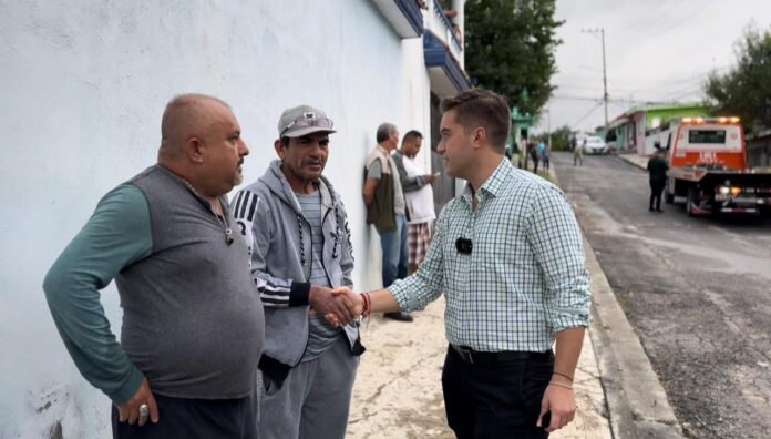 Jesús Elizondo inspecciona los daños por las lluvias en Guadalupe, enfocándose en las zonas críticas de inundación y los sistemas de drenaje pluvial.